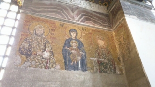 Mosaic work inside Hagia Sophia